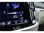 Volvo V60 2.0 T6 Recharge AWD Inscription | Lederen bekleding | Stoelverwarming voor en achter | Stuurverwarming | Stoelventilatie | Elektrisch te openen kofferbak | Bestuurdersstoel elektrisch verstelbare stoel met geheugenfunctie