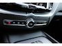 Volvo XC60 T6 340PK Automaat AWD R-Design | Schuif/kanteldak | Trekhaak | BLIS | Verw. Voorstoelen & Stuurwiel | PDC + Camera |