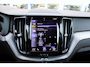 Volvo XC60 T6 340PK Automaat AWD R-Design | Schuif/kanteldak | Trekhaak | BLIS | Verw. Voorstoelen & Stuurwiel | PDC + Camera |