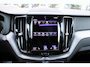 Volvo XC60 T6 340PK Automaat AWD R-Design | Schuif/kanteldak | Trekhaak | BLIS | Verw. Voorstoelen & Stuurwiel | PDC + Camera |
