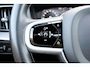 Volvo XC60 T6 340PK Automaat AWD R-Design | Schuif/kanteldak | Trekhaak | BLIS | Verw. Voorstoelen & Stuurwiel | PDC + Camera |