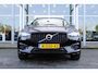 Volvo XC60 T6 340PK Automaat AWD R-Design | Schuif/kanteldak | Trekhaak | BLIS | Verw. Voorstoelen & Stuurwiel | PDC + Camera |
