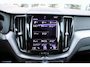 Volvo XC60 T6 340PK Automaat AWD R-Design | Schuif/kanteldak | Trekhaak | BLIS | Verw. Voorstoelen & Stuurwiel | PDC + Camera |