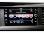 Volkswagen Transporter 2.0 TDI L2H1 30 Automaat - N.A.P. Airco, Cruise, Navi, PDC, Carplay, Trekhaak.