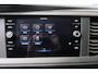 Volkswagen Transporter 2.0 TDI L2H1 30 Automaat - N.A.P. Airco, Cruise, Navi, PDC, Carplay, Trekhaak.