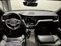 Volvo XC60 2.0 T6 Plug-in hybrid AWD R-Design | Panoramadak | Harman & Kardon Audio | Full LED koplampen