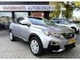 Peugeot 3008 130 Pk Benzine * SCHITTERENDE AUTOMOBIEL * Trekhaak * Zwart Leder * Navigatie * Camera Achteruitrijden * L.M. Velgen * Strakke Mooie Auto * Distributieriem vervangen * Vingerhoets; Vierde Generatie Eersteklas Service. Al meer dan 100 jaar een begrip in de Brabantse Kempen