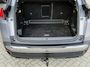 Peugeot 3008 130 Pk Benzine * SCHITTERENDE AUTOMOBIEL * Trekhaak * Zwart Leder * Navigatie * Camera Achteruitrijden * L.M. Velgen * Strakke Mooie Auto * Distributieriem vervangen * Vingerhoets; Vierde Generatie Eersteklas Service. Al meer dan 100 jaar een begrip in de Brabantse Kempen