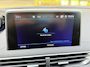 Peugeot 3008 130 Pk Benzine * SCHITTERENDE AUTOMOBIEL * Trekhaak * Zwart Leder * Navigatie * Camera Achteruitrijden * L.M. Velgen * Strakke Mooie Auto * Distributieriem vervangen * Vingerhoets; Vierde Generatie Eersteklas Service. Al meer dan 100 jaar een begrip in de Brabantse Kempen