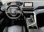 Peugeot 3008 130 Pk Benzine * SCHITTERENDE AUTOMOBIEL * Trekhaak * Zwart Leder * Navigatie * Camera Achteruitrijden * L.M. Velgen * Strakke Mooie Auto * Distributieriem vervangen * Vingerhoets; Vierde Generatie Eersteklas Service. Al meer dan 100 jaar een begrip in de Brabantse Kempen