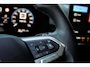 Volkswagen T-Roc 1.5 eTSI R-line , Trekhaak, Apple Carplay, Adaptive Cruise, Stoel/stuurverwarming,
