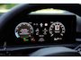 Volkswagen T-Roc 1.5 eTSI R-line , Trekhaak, Apple Carplay, Adaptive Cruise, Stoel/stuurverwarming,