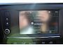 Renault Kadjar 1.2-130pk TCe Limited AUTOMAAT 1500kg Trekgewicht Gun u het plezier en comfort van een automaat ! Climate control Cruise control , Bluetooth , Trekhaak