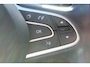 Renault Kadjar 1.2-130pk TCe Limited AUTOMAAT 1500kg Trekgewicht Gun u het plezier en comfort van een automaat ! Climate control Cruise control , Bluetooth , Trekhaak