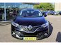 Renault Kadjar 1.2-130pk TCe Limited AUTOMAAT 1500kg Trekgewicht Gun u het plezier en comfort van een automaat ! Climate control Cruise control , Bluetooth , Trekhaak