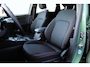 Ford Kuga 2.5-243pk PHEV ST-Line. Mrt. 2026, slechts 7.500km ! Fabr. garantie t/m 08-03-2030 ! Autm. airco dual, navigatie, cruise control, bluetooth telefoonvoorb., head-up display, stoel-, stuur- en voorraamverw., LED-Matrix verlicht., metallic lak etc.