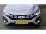 Dacia Sandero Stepway 1.0 TCe 90pk Automaat Extreme Schuifdak LED A-Camera Cruise Control DAB 19875km! *NL auto*