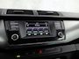 Skoda Fabia Combi 1.2 TSI Sport (SCHERM, CLIMATE, BLUETOOTH, STOELVERWARMING, PARKEERSENSOREN, SPORTSTOELEN, GETINT GLAS, LM VELGEN, NIEUWSTAAT)