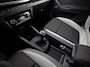 Skoda Fabia Combi 1.2 TSI Sport (SCHERM, CLIMATE, BLUETOOTH, STOELVERWARMING, PARKEERSENSOREN, SPORTSTOELEN, GETINT GLAS, LM VELGEN, NIEUWSTAAT)