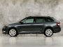 Skoda Fabia Combi 1.2 TSI Sport (SCHERM, CLIMATE, BLUETOOTH, STOELVERWARMING, PARKEERSENSOREN, SPORTSTOELEN, GETINT GLAS, LM VELGEN, NIEUWSTAAT)