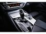 BMW 5-Serie Touring 530i xDrive High Executive M Sport - Trekhaak - Ambiance verlichting - Driving/Parking Assistant - Sportstoelen - Elektrisch verwarmde voorstoelen - Navigatiesysteem Professional - Harman kardon