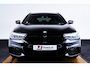 BMW 5-Serie Touring 530i xDrive High Executive M Sport - Trekhaak - Ambiance verlichting - Driving/Parking Assistant - Sportstoelen - Elektrisch verwarmde voorstoelen - Navigatiesysteem Professional - Harman kardon