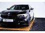 BMW 5-Serie Touring 530i xDrive High Executive M Sport - Trekhaak - Ambiance verlichting - Driving/Parking Assistant - Sportstoelen - Elektrisch verwarmde voorstoelen - Navigatiesysteem Professional - Harman kardon