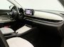 Fiat 600 1.2 Hybrid La Prima | Navigatie | Parkeercamera Achter | PDC V + A | Stoelverwarming |