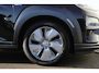 Hyundai Kona Electric EV Comfort 64 kWh Automaat Hoge Instap Navigatie Achteruitrijcamera