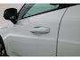 Volvo XC40 Single Motor Extended Range Plus 82 kWh | SOH 97% | Adapt. Cruise | Camera | Trekhaak | Keyless | Warmtepomp | Stoel- Stuurverw.