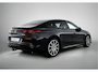 Mercedes-Benz C-klasse 400 4MATIC Launch Edition 94 kWh | Nightpakket | Rijassistentiepakket Plus | Sportstoelen pakket | Trekhaak | Panoramisch dak | 20" (10 dubbelspaaks) AMG velgen | Antidiefstalpakket URBAN GUARD |