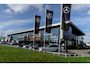 Mercedes-Benz C-klasse 400 4MATIC Launch Edition 94 kWh | Nightpakket | Rijassistentiepakket Plus | Sportstoelen pakket | Trekhaak | Panoramisch dak | 20" (10 dubbelspaaks) AMG velgen | Antidiefstalpakket URBAN GUARD |