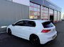Volkswagen Golf BWJ 2021 2.0 TSI R PERFORMANCE 320 PK 4Motion AKRAPOVIC | PANO | STOELVERKOEL. | STOEL+STUUR VERW. | IQ LIGHT | KEYLESS | ACC | HUD | BLIS | ADAPTIEF ONDERSTEL | VOL LEDER | MEMORY | CARPLAY | H&K | SFEER |