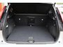 Volvo XC40 T4 Recharge Ultimate Dark | Stoelverwarming | Trekhaak | Parkeercamera | Panoramadak | H/K | BLIS | Pilot Assist | Glossy Black