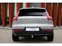 Volvo XC40 T4 Recharge Ultimate Dark | Stoelverwarming | Trekhaak | Parkeercamera | Panoramadak | H/K | BLIS | Pilot Assist | Glossy Black
