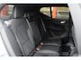 Volvo XC40 T4 Recharge Ultimate Dark | Stoelverwarming | Trekhaak | Parkeercamera | Panoramadak | H/K | BLIS | Pilot Assist | Glossy Black
