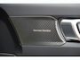 Volvo XC40 T4 Recharge Ultimate Dark | Stoelverwarming | Trekhaak | Parkeercamera | Panoramadak | H/K | BLIS | Pilot Assist | Glossy Black