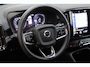 Volvo XC40 T4 Recharge Ultimate Dark | Stoelverwarming | Trekhaak | Parkeercamera | Panoramadak | H/K | BLIS | Pilot Assist | Glossy Black
