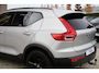 Volvo XC40 T4 Recharge Ultimate Dark | Stoelverwarming | Trekhaak | Parkeercamera | Panoramadak | H/K | BLIS | Pilot Assist | Glossy Black