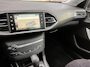 Peugeot 308 SW 1.2 Allure 131pk | Parkeer Pakket | Pack Securité | Trekhaak | 18 Inch LM | Pano | Keyless | Navi |