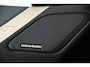 BMW iX xDrive40 Excellence 77 kWh Trekhaak - Panoramadak - Driving Assistant Professional - Harman Kardon - Getinte Ruiten - Clear&Bold' kristalelementen - Warmte Comfortpakket voor en achter -