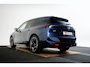 BMW iX xDrive40 Excellence 77 kWh Trekhaak - Panoramadak - Driving Assistant Professional - Harman Kardon - Getinte Ruiten - Clear&Bold' kristalelementen - Warmte Comfortpakket voor en achter -