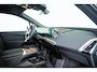 BMW iX xDrive40 Excellence 77 kWh Trekhaak - Panoramadak - Driving Assistant Professional - Harman Kardon - Getinte Ruiten - Clear&Bold' kristalelementen - Warmte Comfortpakket voor en achter -