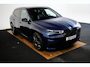 BMW iX xDrive40 Excellence 77 kWh Trekhaak - Panoramadak - Driving Assistant Professional - Harman Kardon - Getinte Ruiten - Clear&Bold' kristalelementen - Warmte Comfortpakket voor en achter -