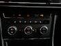 SEAT Leon 1.2 TSI Style Business Cruise control Airco Navigatie Lichtmetalen velgen