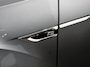 Volkswagen T-Roc 1.5 TSI DSG R-Line + Design pakket Black Automaat Climate control Stoelverwarming Stuurverwarming Parkeersensoren LED Adaptieve cruise control Camera Panorama dak Navigatie Apple Carplay/Android Auto Climate control