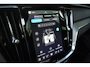 Volvo V60 T8 455pk AWD Plus Dark | Premium | Climate | Trekhaak