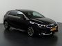 Kia Ceed 1.5 T-GDi GT-Line | Panoramadak | Matrix LED Koplampen | Stoel/Stuurverwarming | Keyless Go | Elektrisch bedienbare achterklep