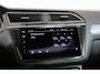 Volkswagen Tiguan 2.0 TSI 4Motion R-line, Highline Panoramadak, Trekhaak, Volleder, Memory, ACC, Dynaudio, Vol opties!