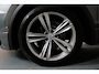 Volkswagen Tiguan 2.0 TSI 4Motion R-line, Highline Panoramadak, Trekhaak, Volleder, Memory, ACC, Dynaudio, Vol opties!